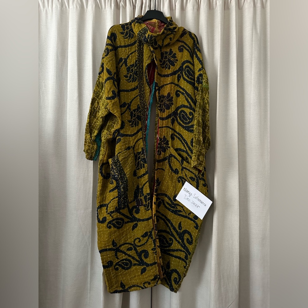 Kantha Bae Koverlet Cowl Split